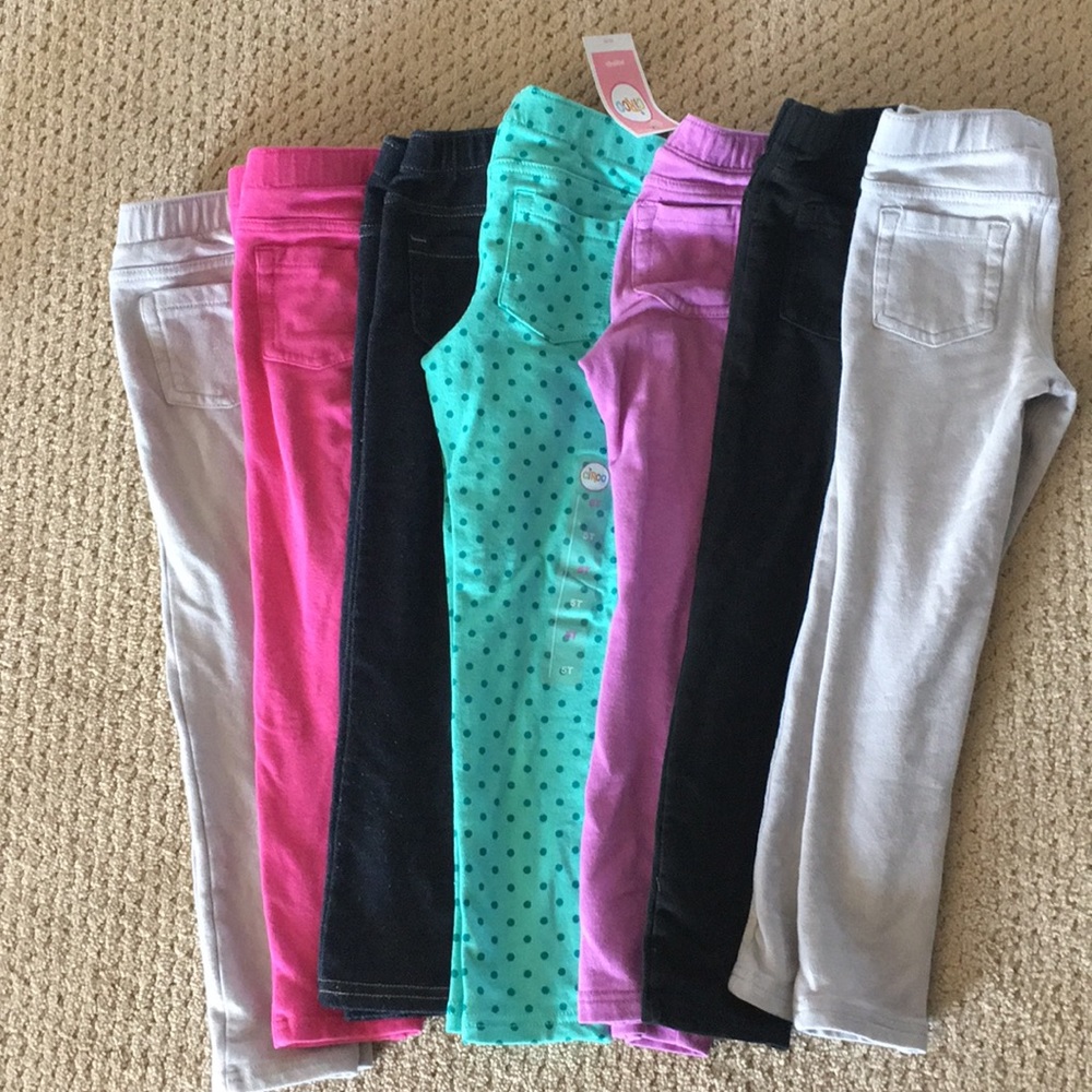 7 pairs of leggings
